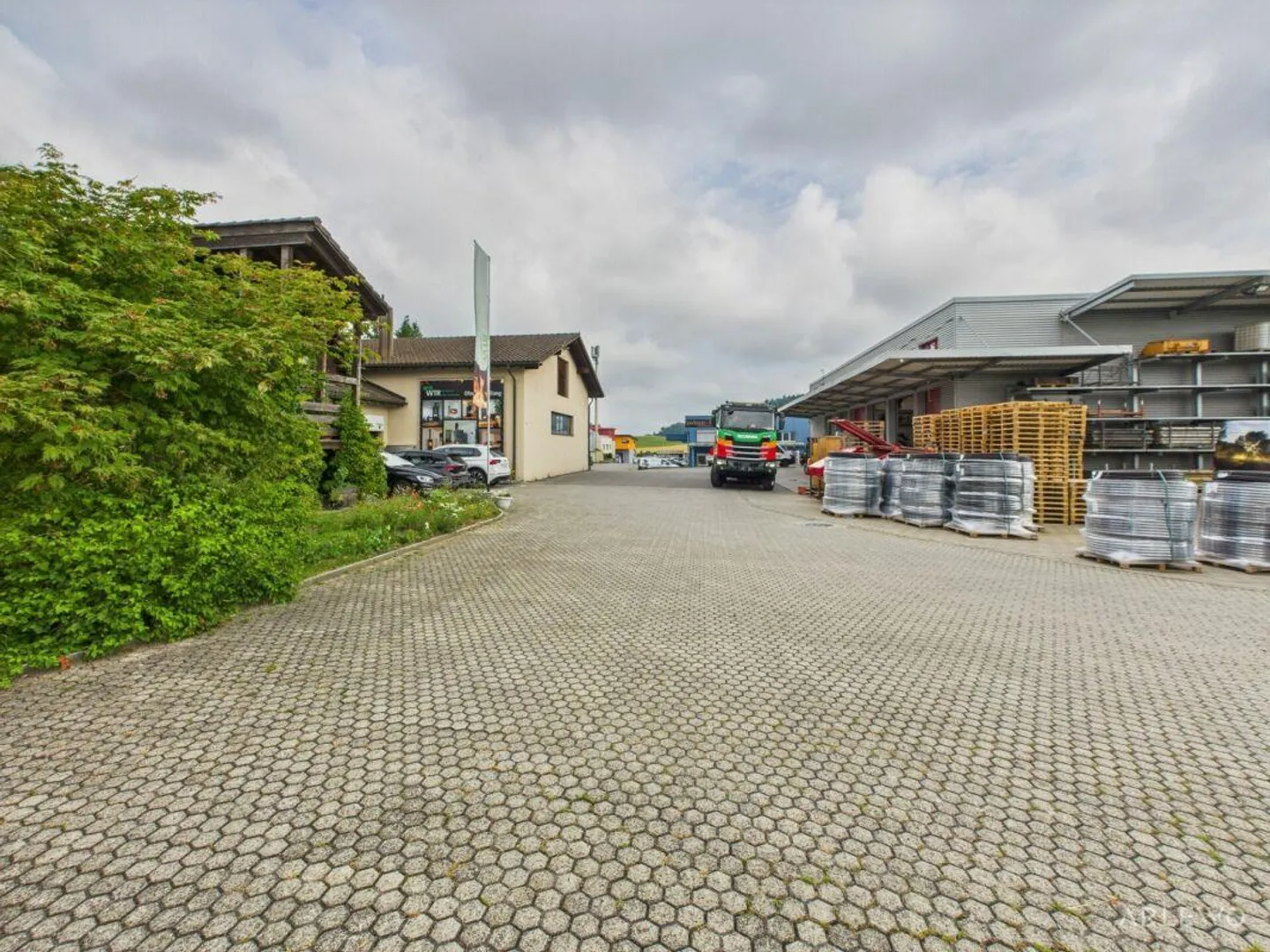 Spazio commerciale entusiasmante al piano terra | Moospark, Rickenbach - Foto 4 di 16