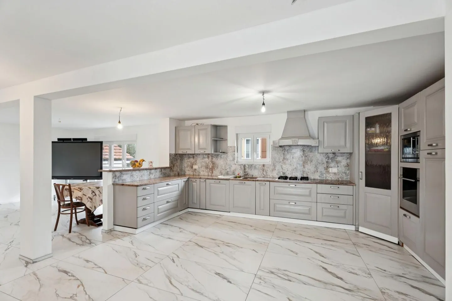 Maison transformable à Yverdon - Photo 1 sur 13