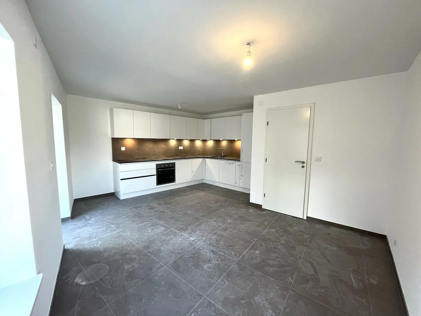 Triplex di tre e mezzo locali nel centro di Echallens - Foto 1 di 11