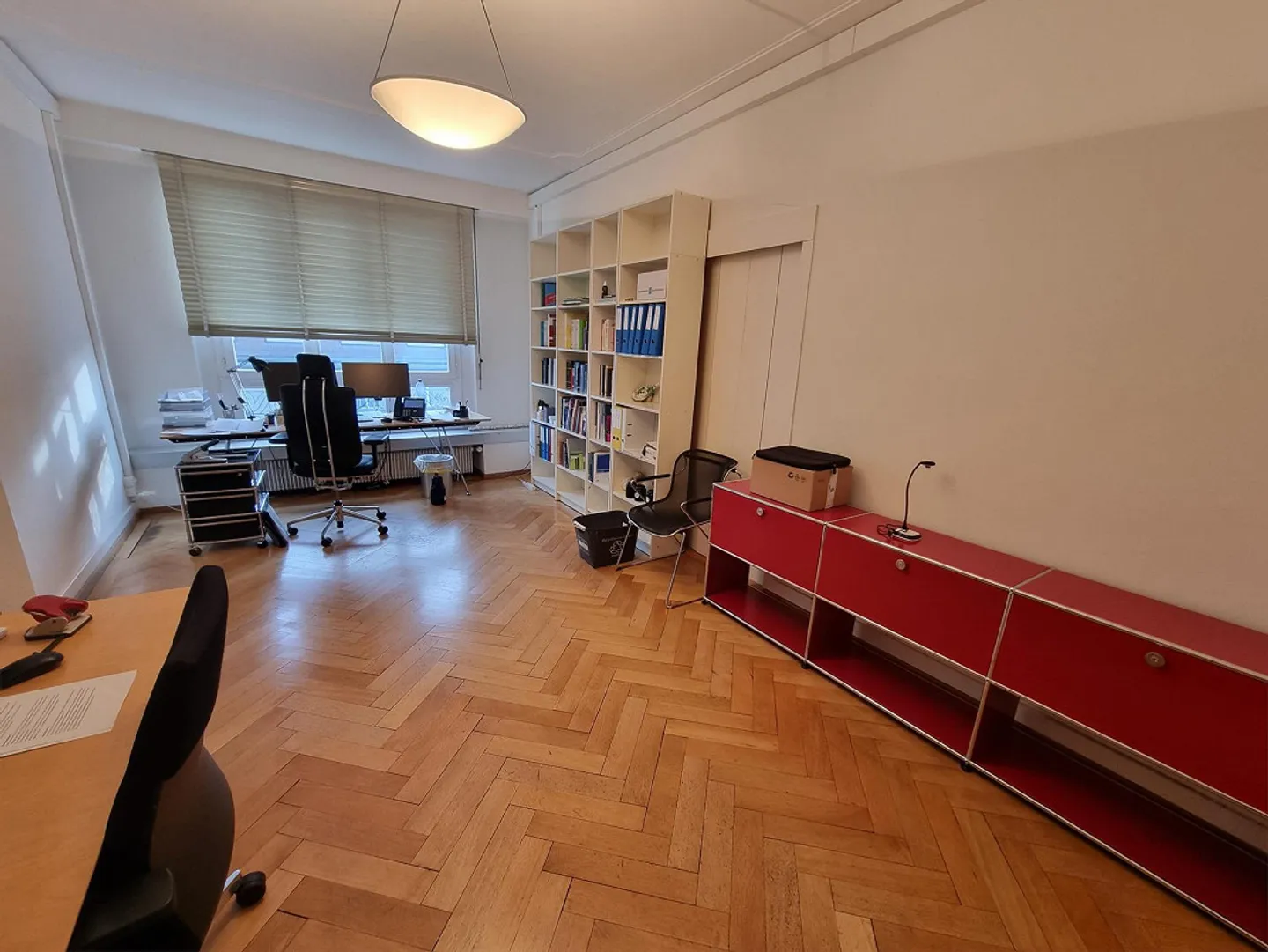Bright Office Spaces in Prime Location in Bern - Available Immediately - Photo 2 of 6
