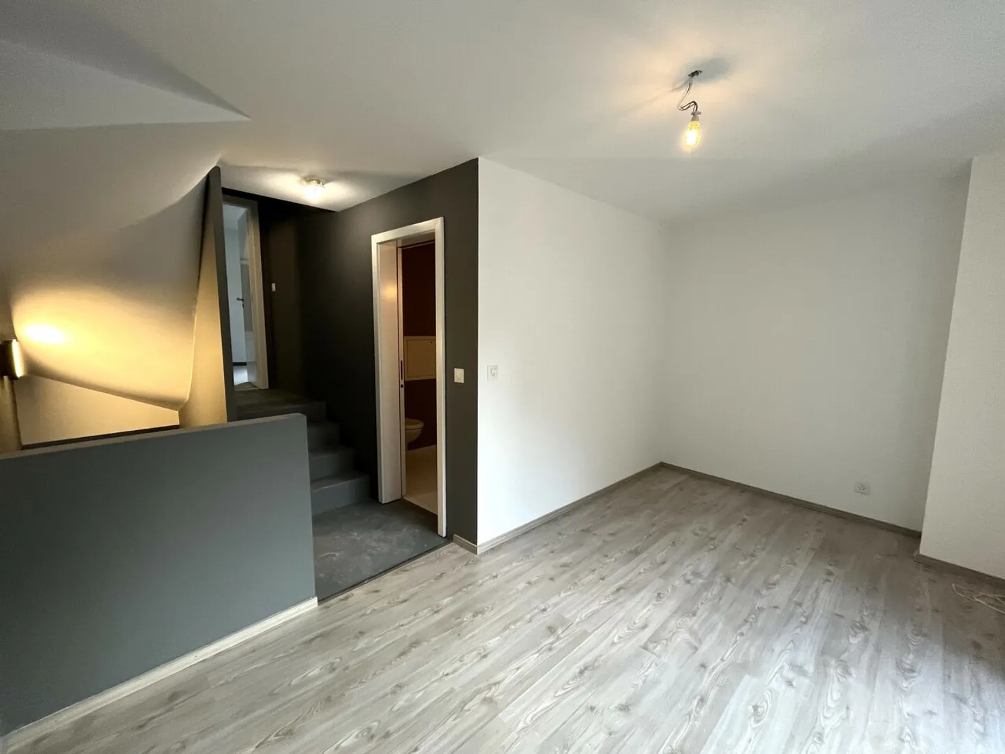 Triplex di tre e mezzo locali nel centro di Echallens - Foto 4 di 11