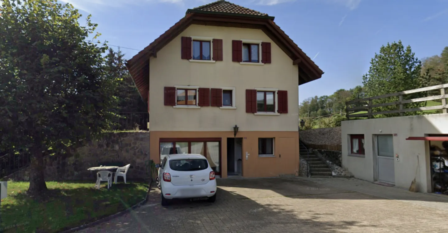Bel appartamento con giardino - Foto 1 di 9