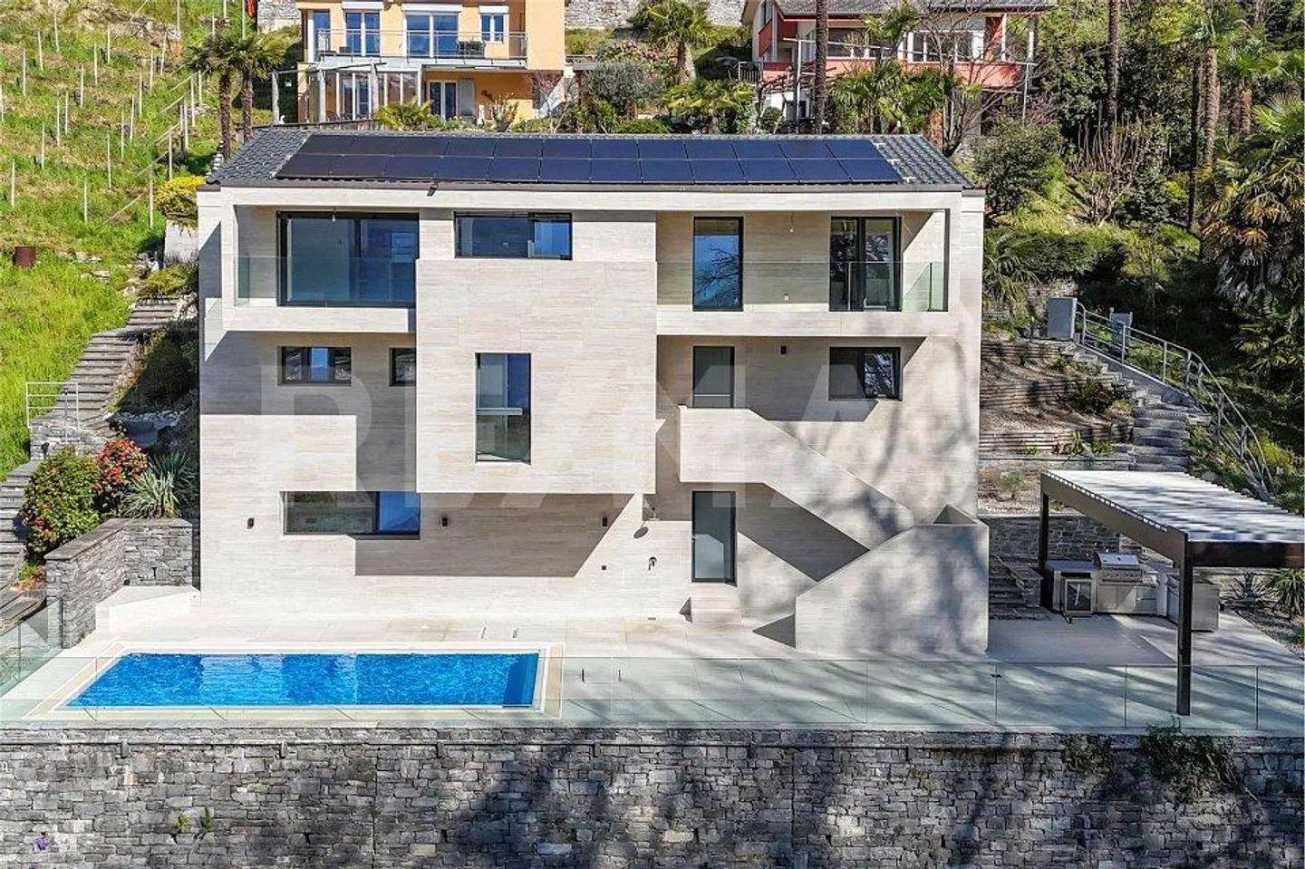 Villa mit Seeblick - Foto 1 von 13