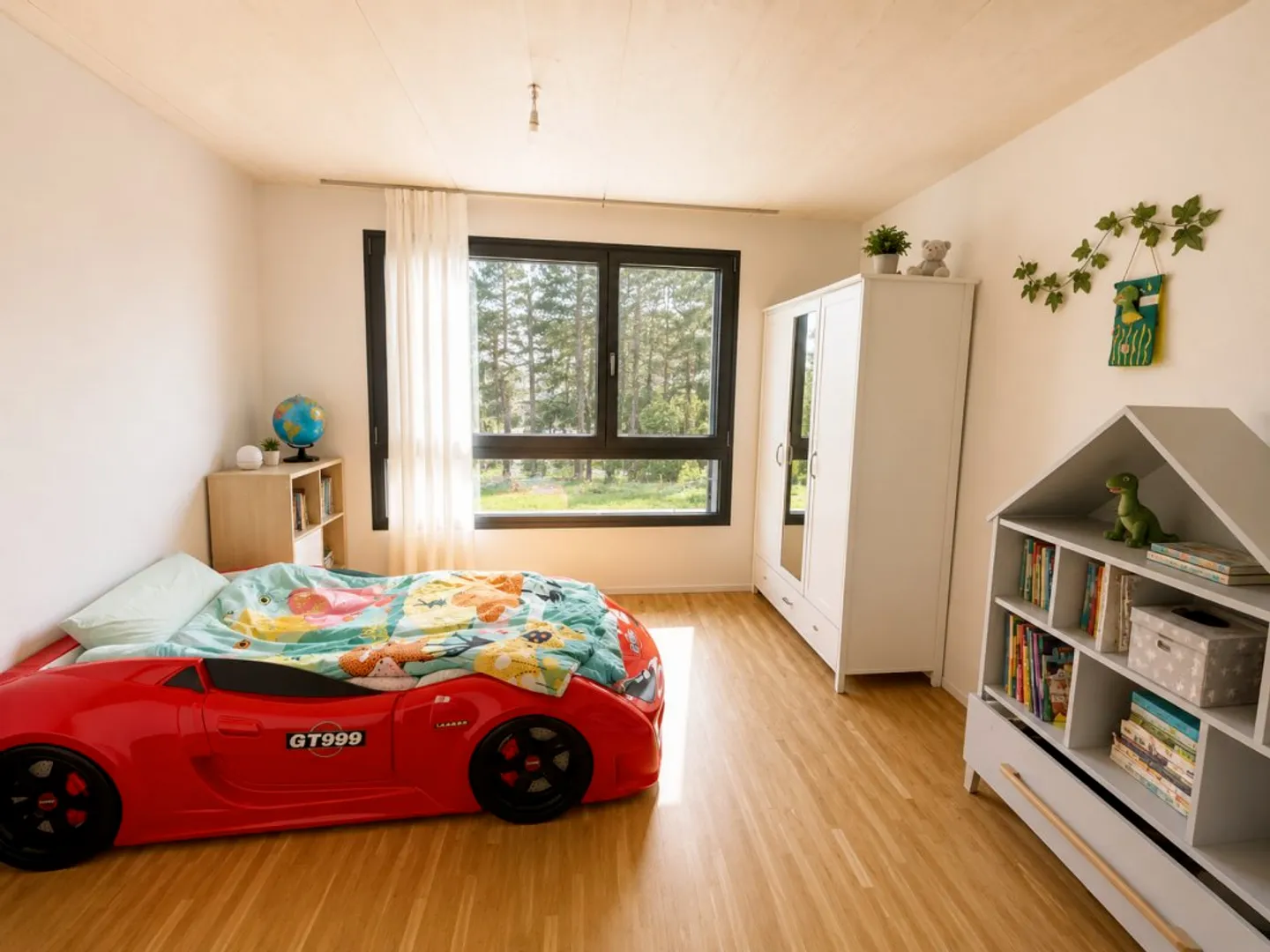 Villa bifamiliare di 5,5 locali in zona tranquilla e vicino alla città! - Foto 7 di 9
