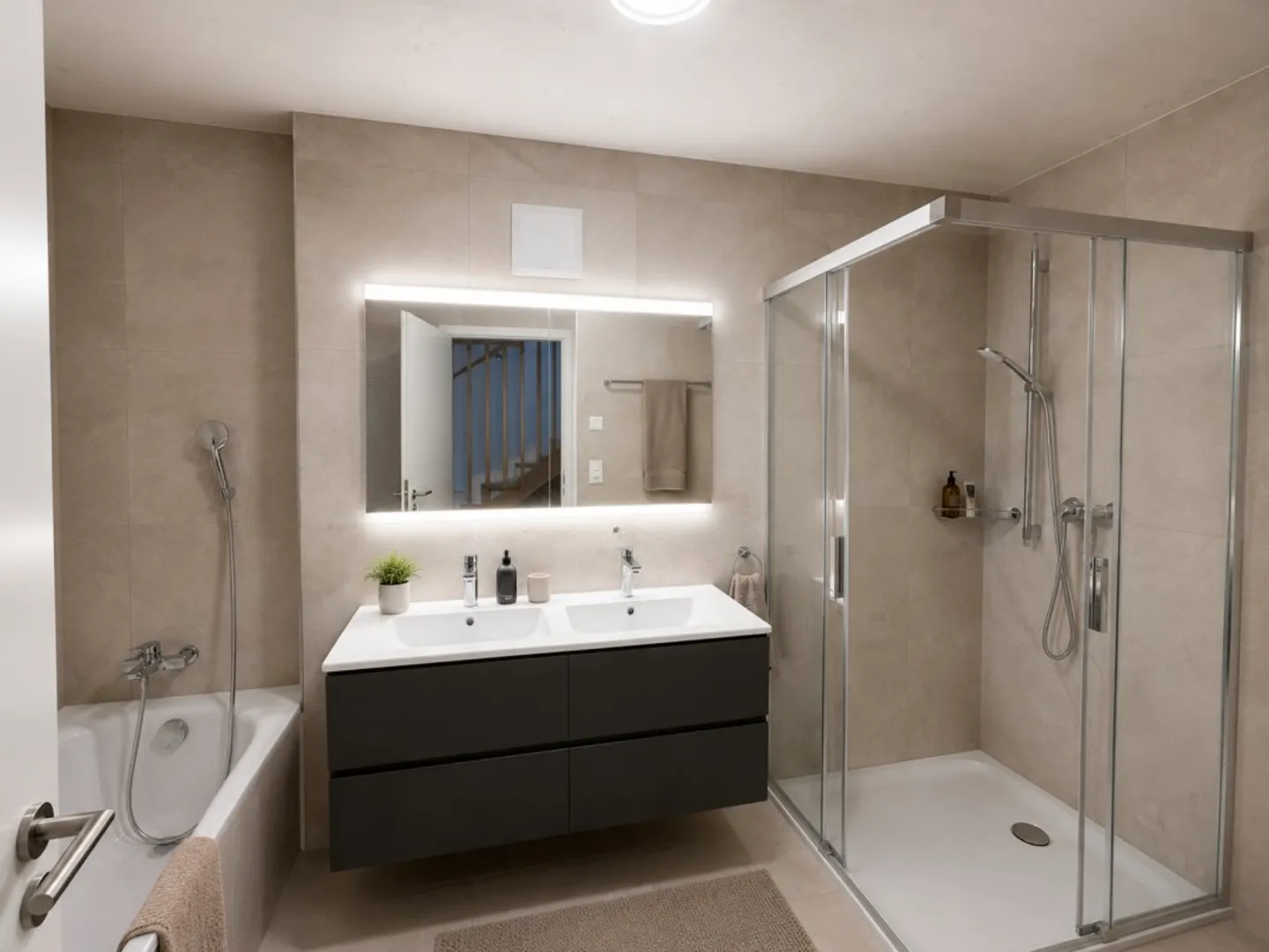 Villa bifamiliare di 5,5 locali in zona tranquilla e vicino alla città! - Foto 9 di 9