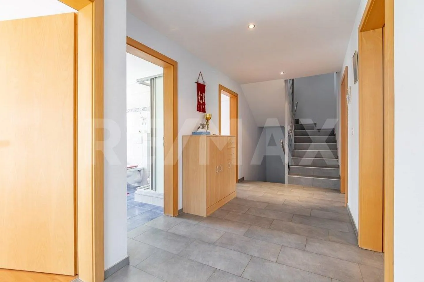 Spacious 7.5-room single-family house with mountain view in Birgisch - Photo 13 of 13