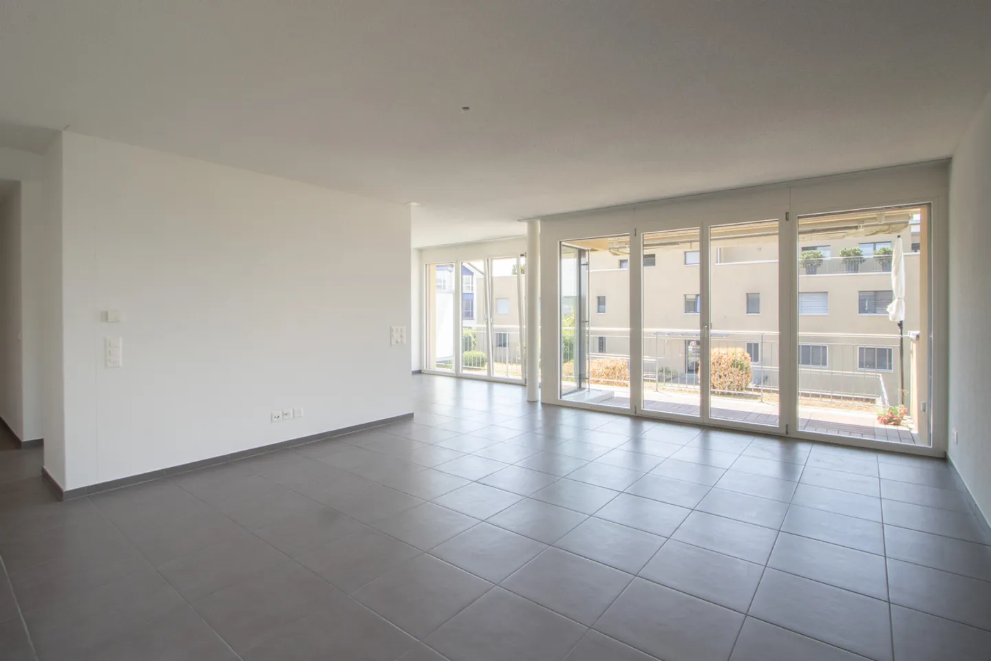 Appartamento attraente di 4,5 stanze con balcone in affitto - Foto 6 di 16