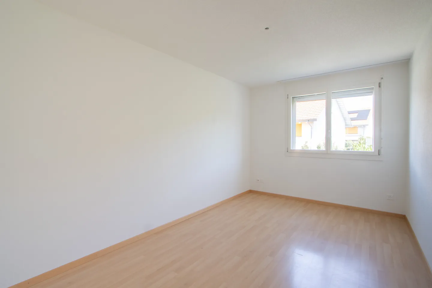 Appartamento attraente di 4,5 stanze con balcone in affitto - Foto 11 di 16
