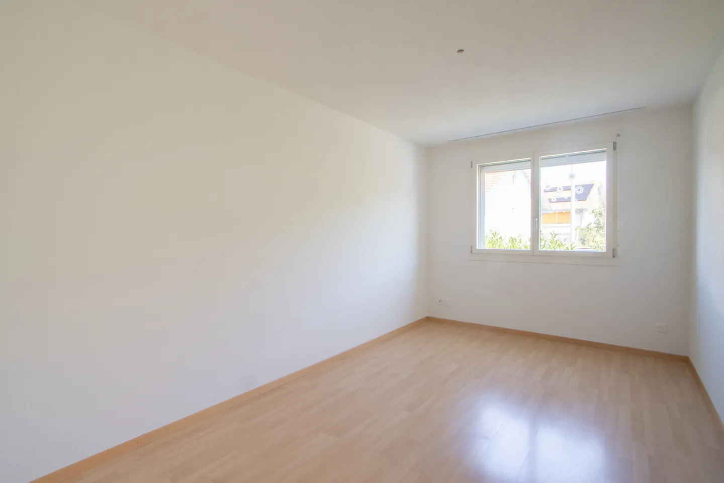 Appartamento attraente di 4,5 stanze con balcone in affitto - Foto 12 di 16