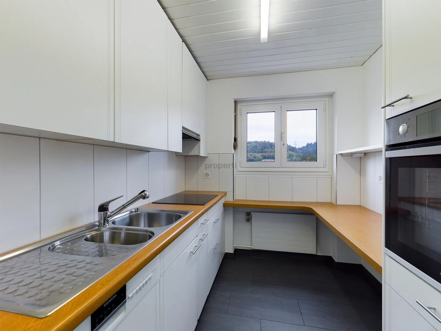 3.5-room apartment in a central and quiet location in Mägenwil - Photo 2 of 8