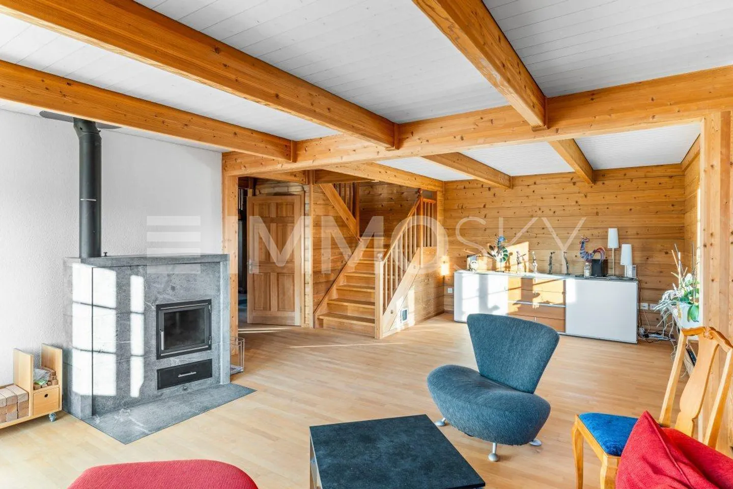 A property with a lot of charm in a quiet location - Photo 5 of 5