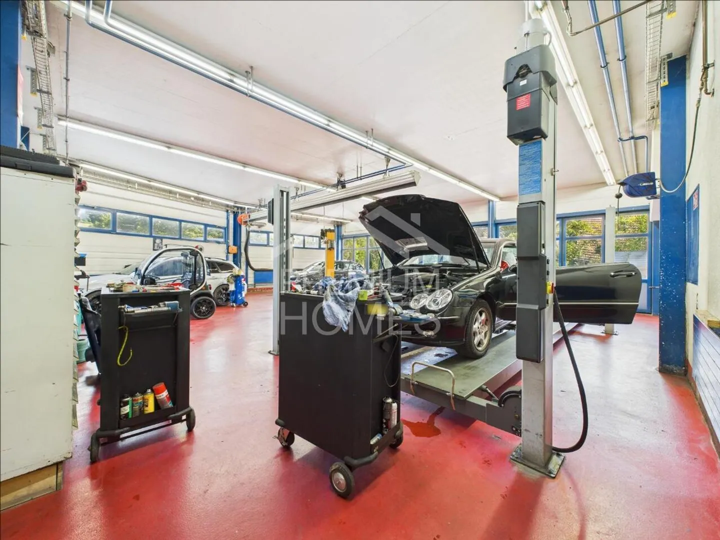 Posizione centrale per la tua attività - proprietà commerciale versatile - Foto 6 di 9