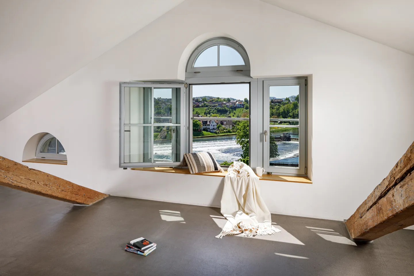 LOFT COLLECTION & PRIVATE ISLAND - Photo 5 of 7