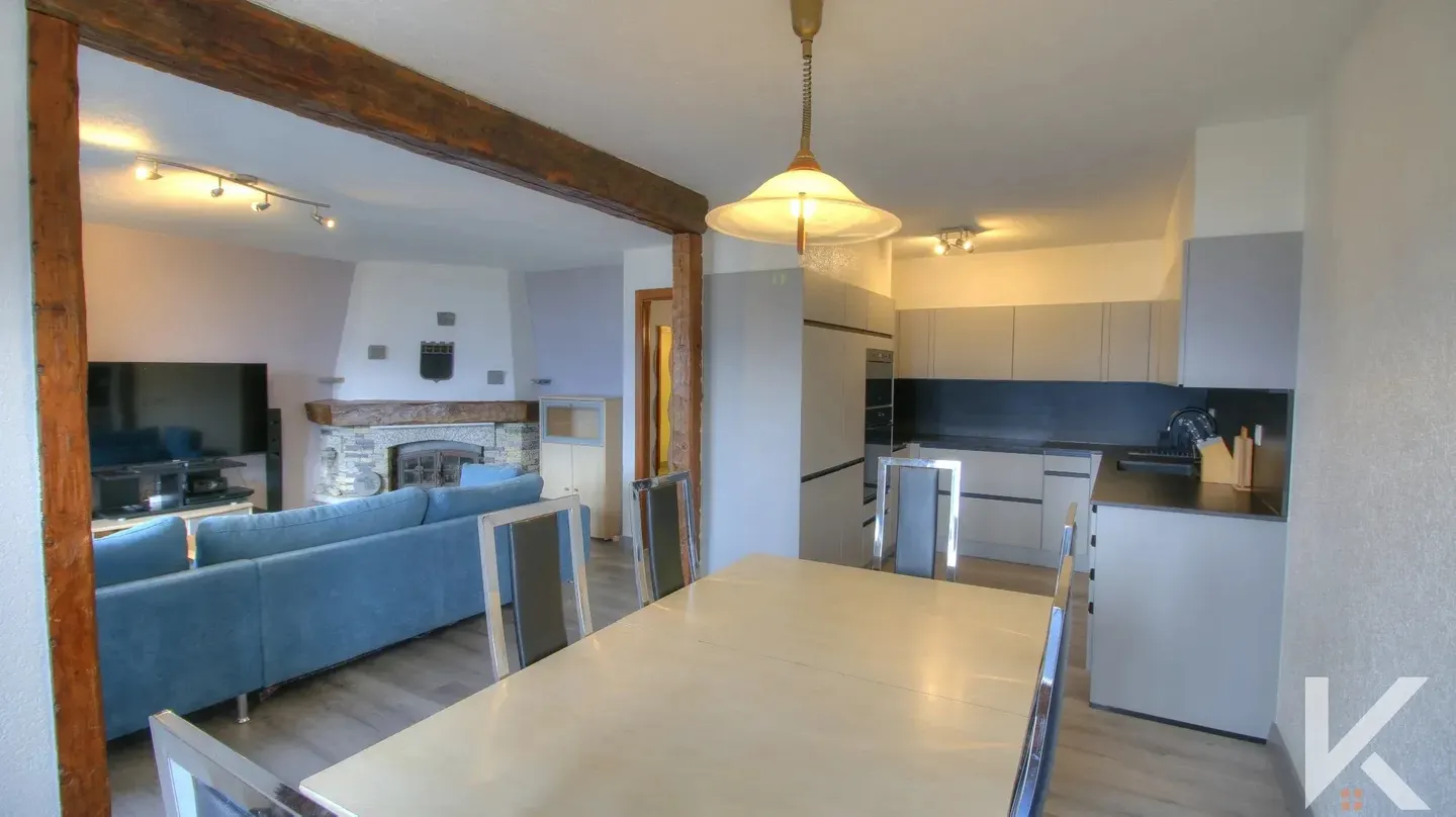 Charming Renovated Chalet - Photo 6 of 18