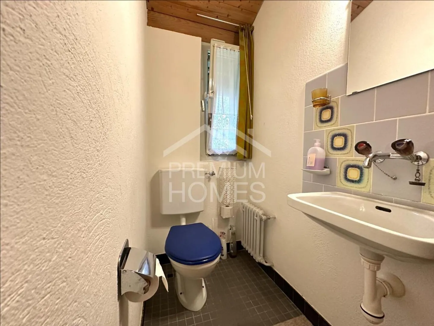 Incantevole casa unifamiliare con 972m² di terreno! - Foto 9 di 12