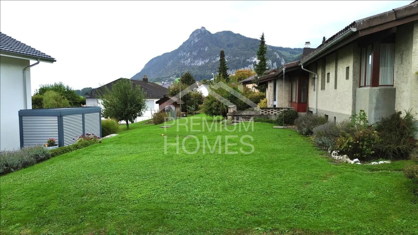 Incantevole casa unifamiliare con 972m² di terreno! - Foto 3 di 12