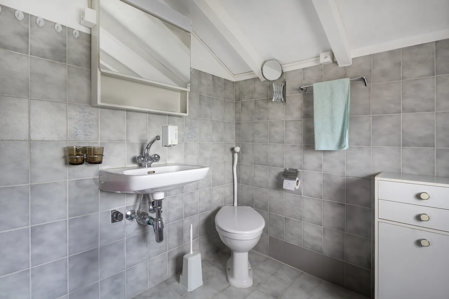 Property with large garden and stunning panoramic view - Photo 5 of 7