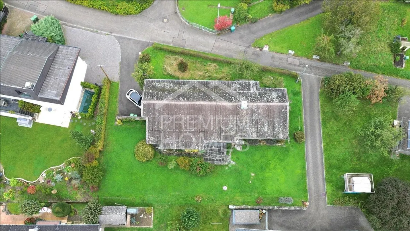 Incantevole casa unifamiliare con 972m² di terreno! - Foto 11 di 12