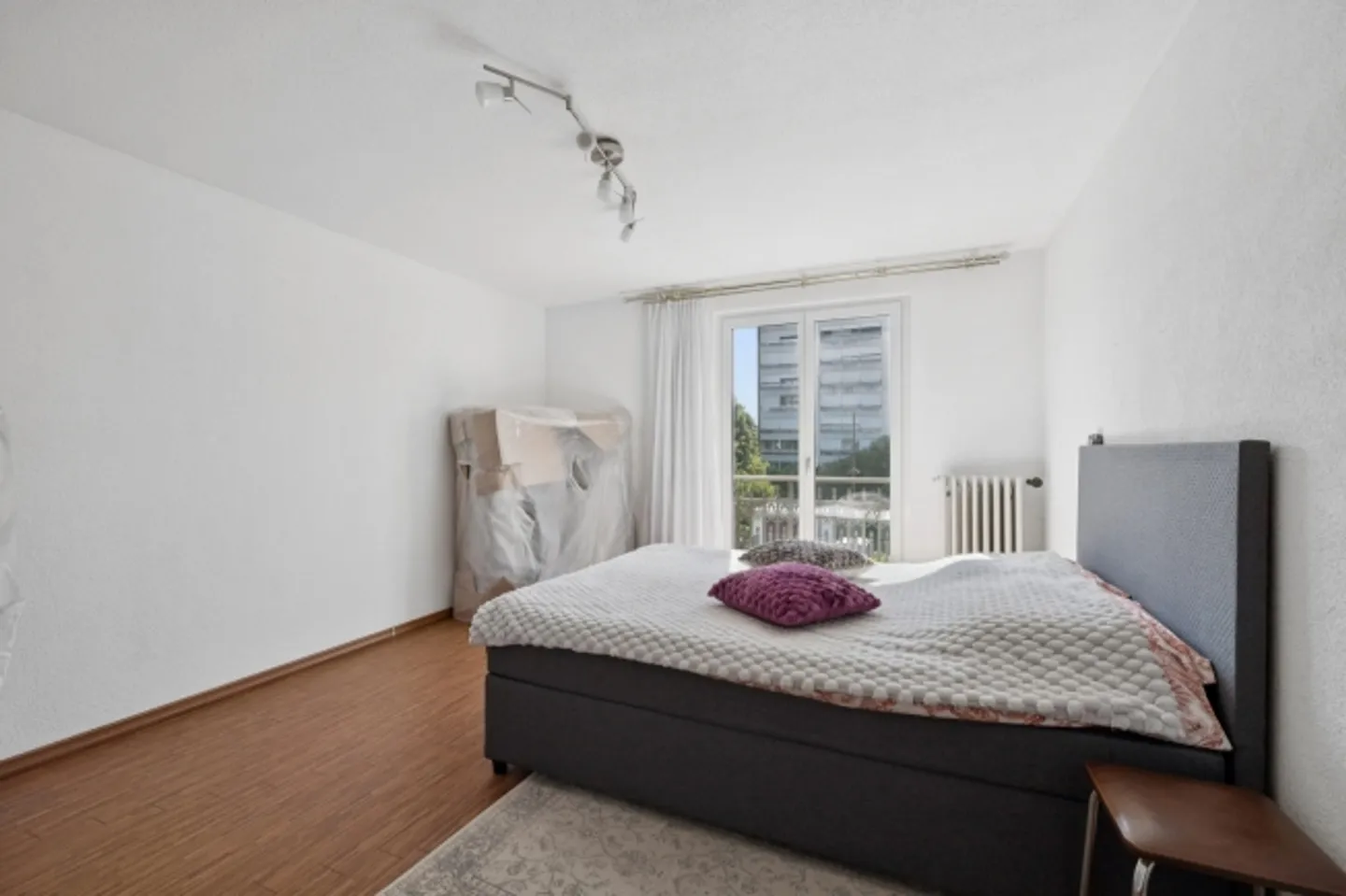 8-room single-family house with large garden in Suhr for sale - Photo 9 of 13