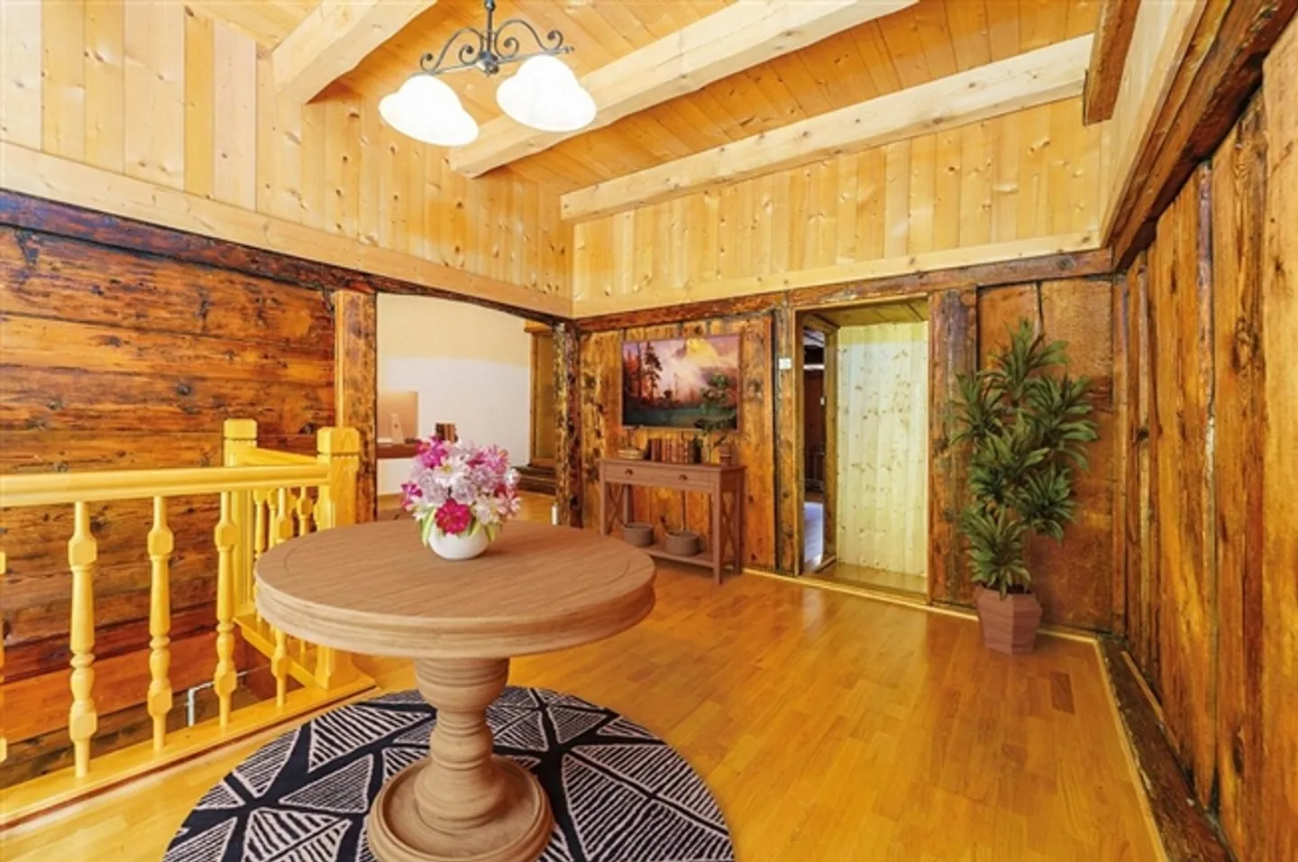 Farmhouse with 2 apartments and great potential in an idyllic setting - Photo 5 of 13