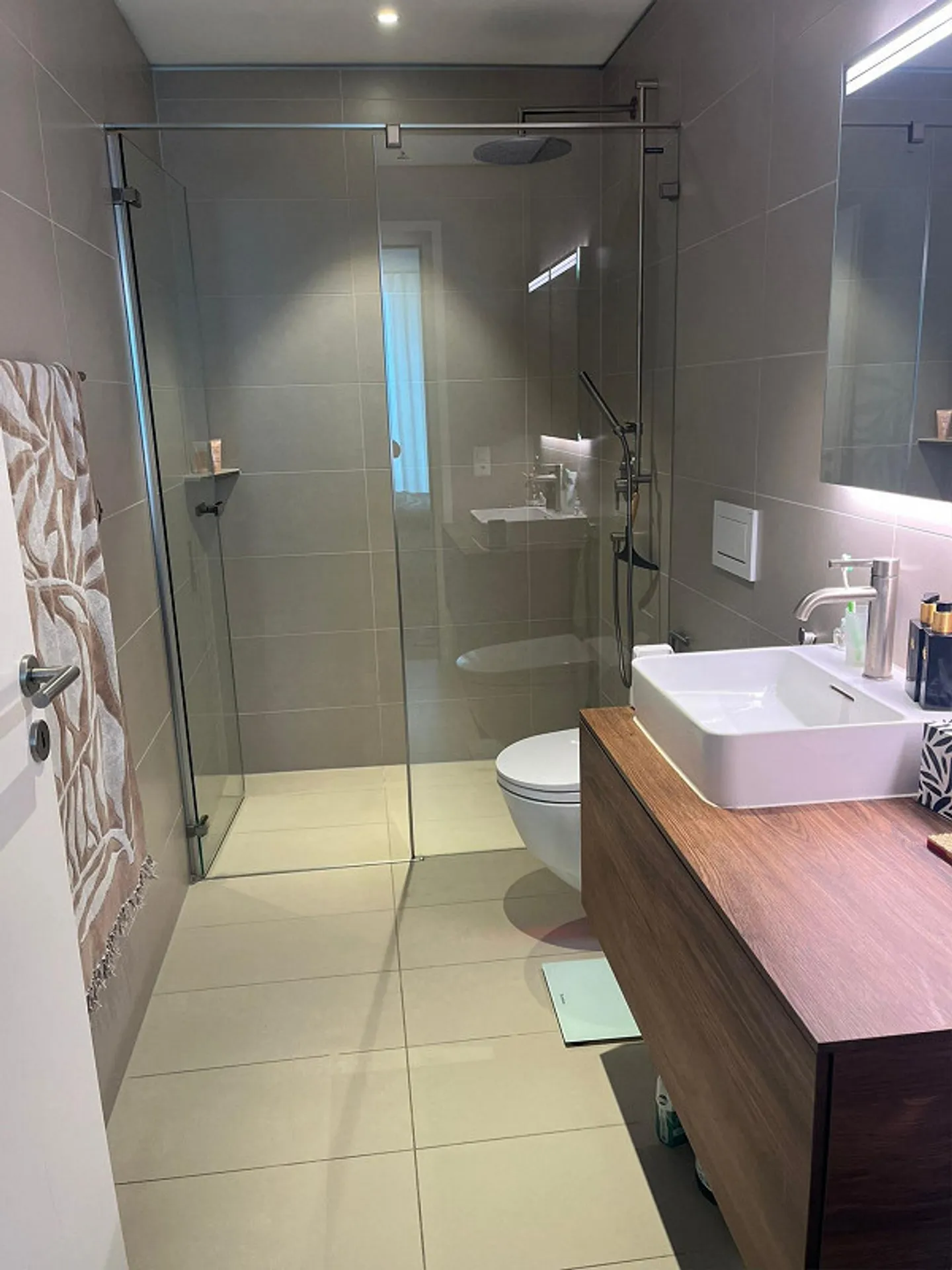 Vivre moderne au-dessus des toits de Sursee - Photo 7 sur 10