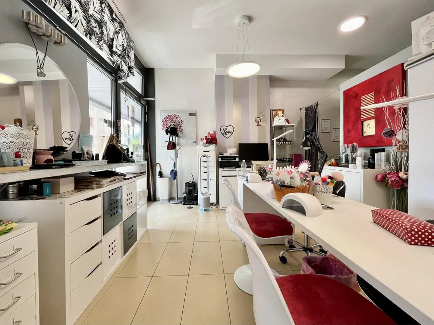 MODERNER GEWERBEBEREICH IN MASSAGNO - PIAZZA SANTA LUCIA - Foto 1 von 7