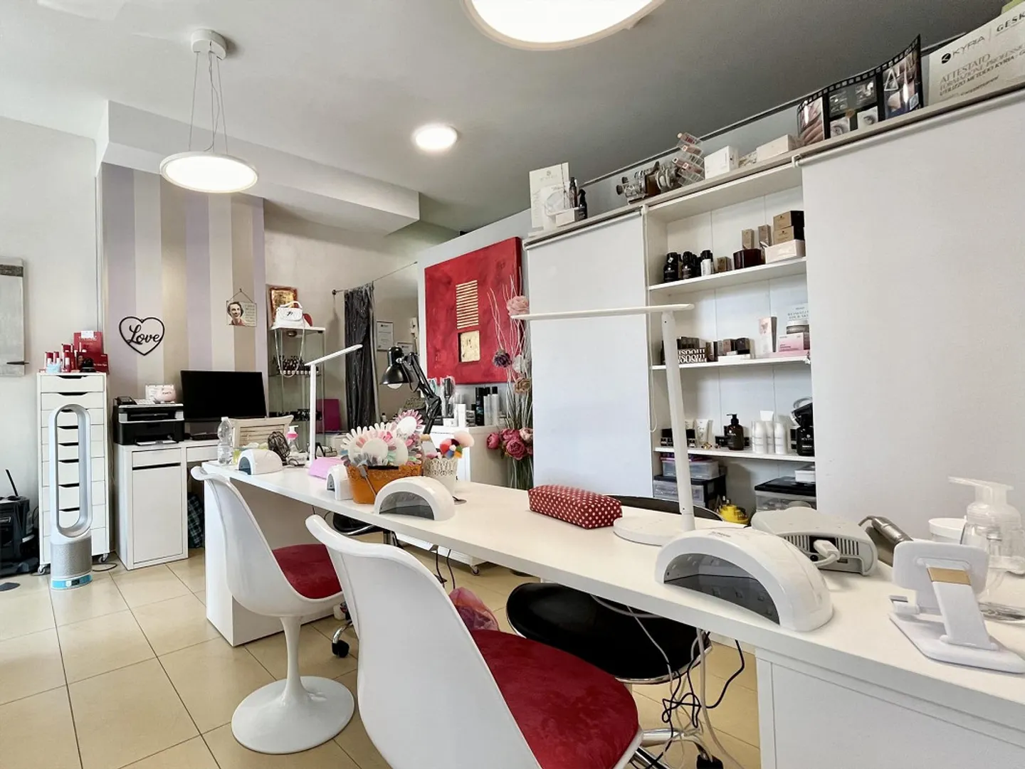 MODERNER GEWERBEBEREICH IN MASSAGNO - PIAZZA SANTA LUCIA - Foto 2 von 7
