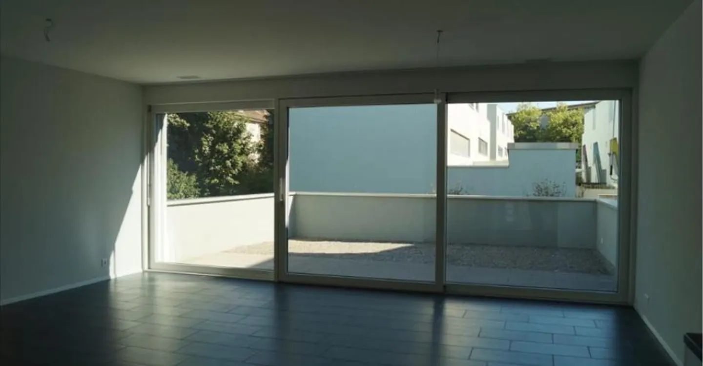 Renting without deposit - - Photo 2 of 6