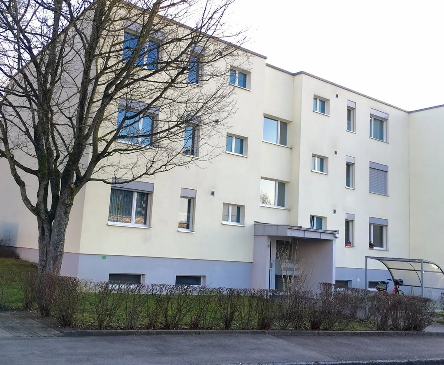 Bellissimo e luminoso appartamento di 3 stanze in affitto a Schänzli - Foto 1 di 4