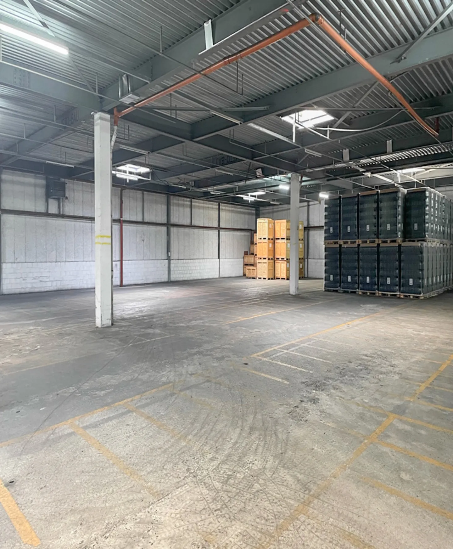 Erdgeschoss-Logistiklager mit Docks in der Industriezone von Allaman - Foto 4 von 4
