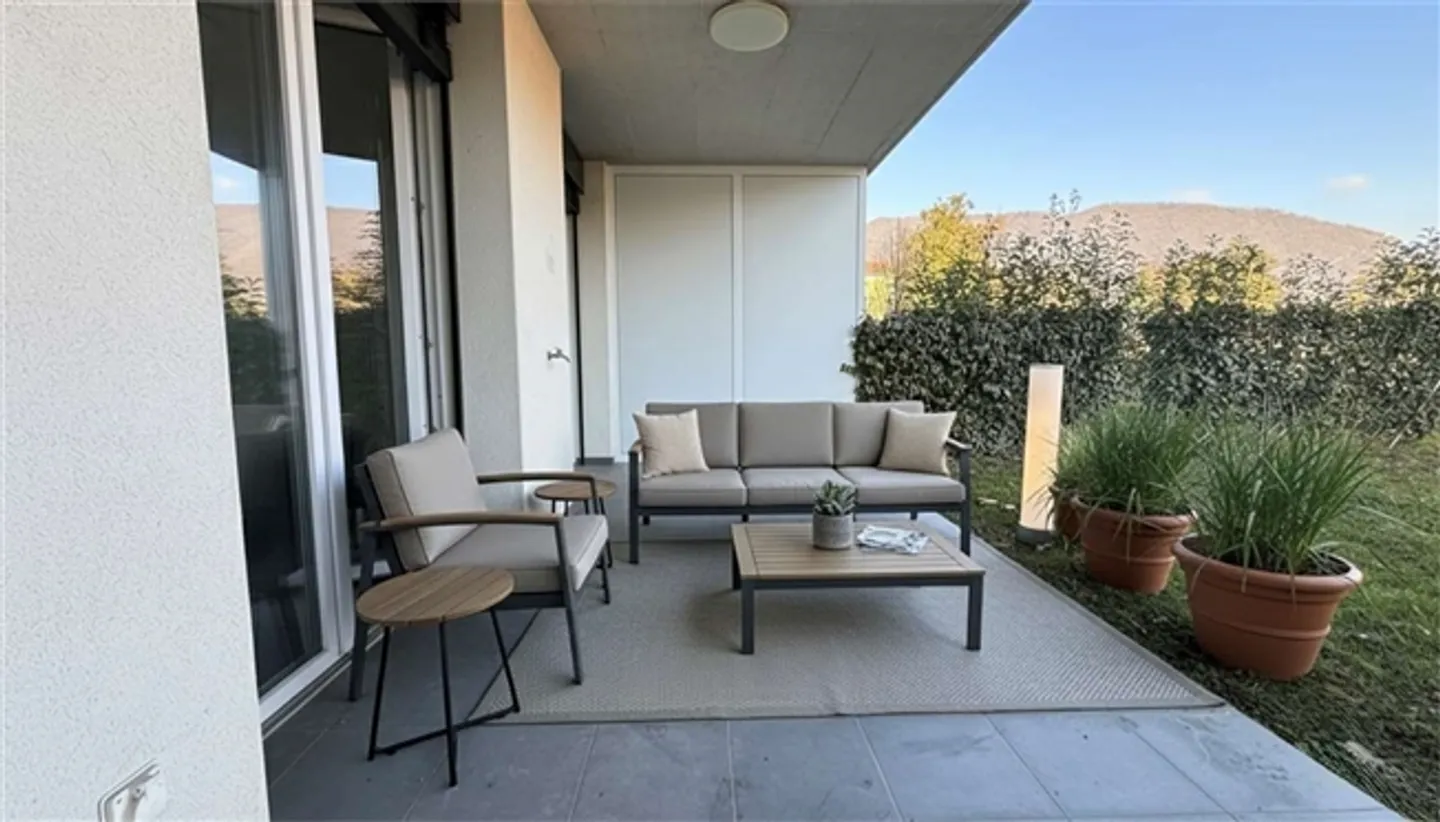 Luminoso 2,5 con giardino privato - Foto 10 di 15