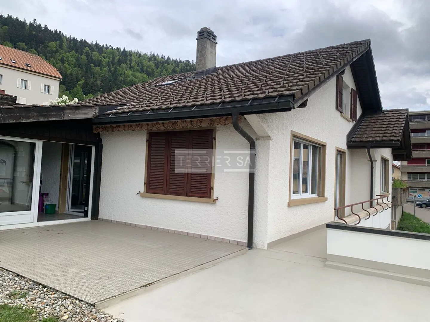 Village Center - Single Family House with Independent Office - Photo 5 of 14