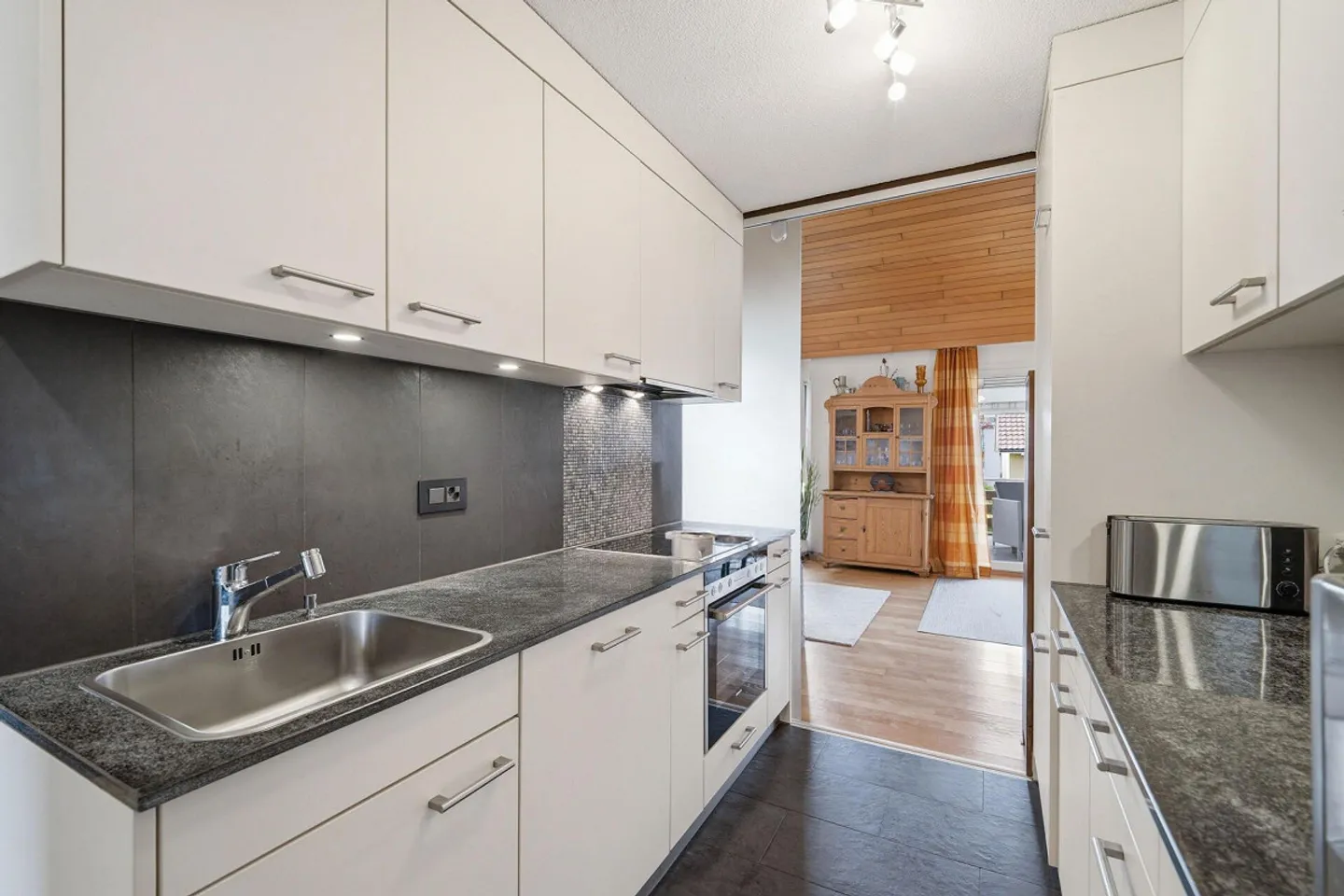 Appartement en duplex au centre-ville - Photo 4 sur 6