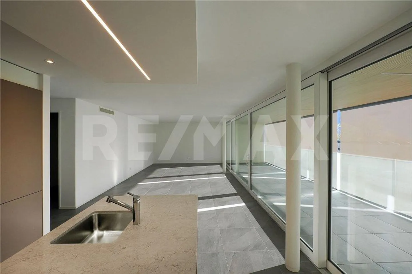 New 3.5-room apartment - Photo 4 of 6