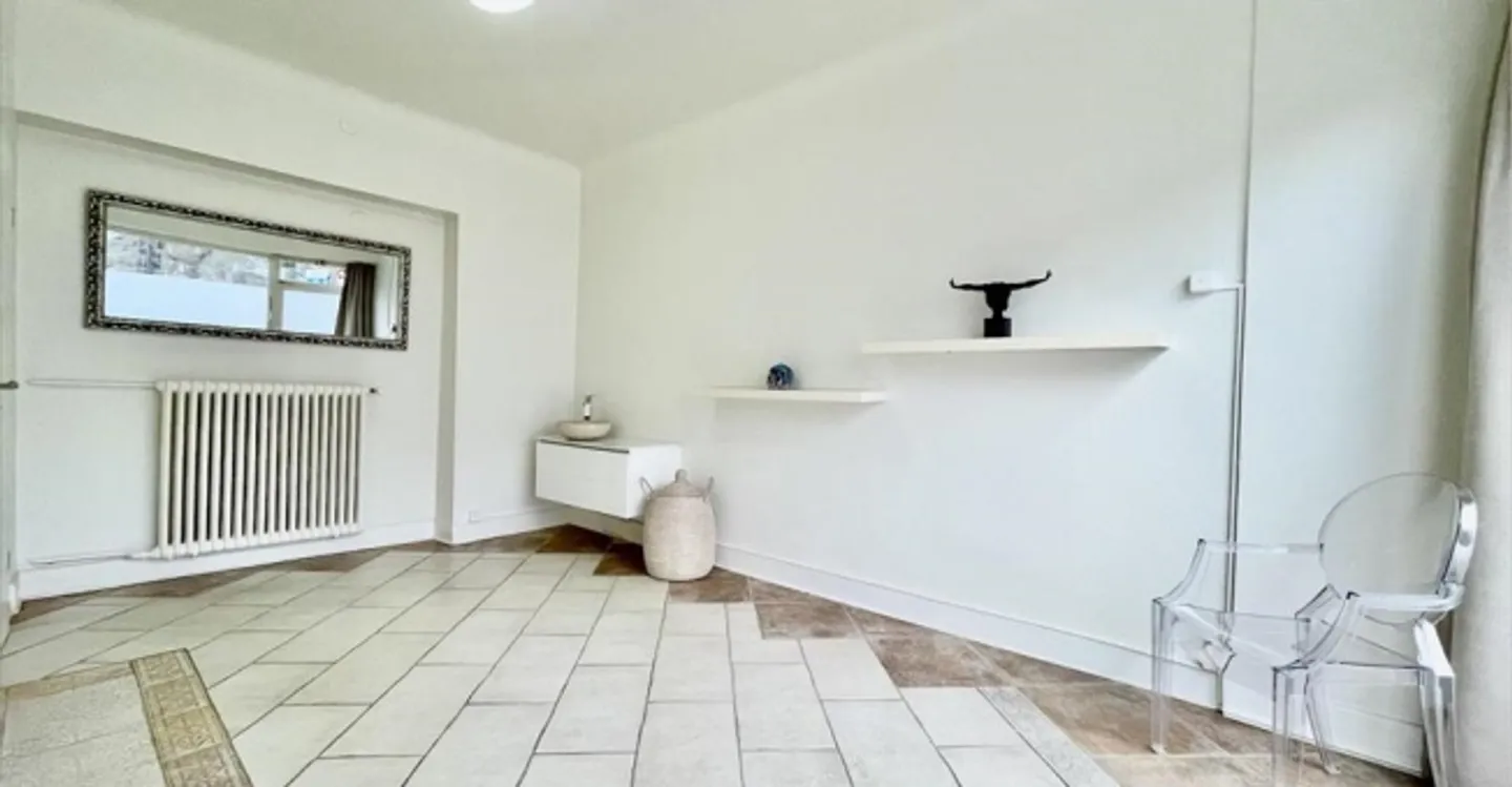 Immeuble mixte à louer - Photo 2 sur 7