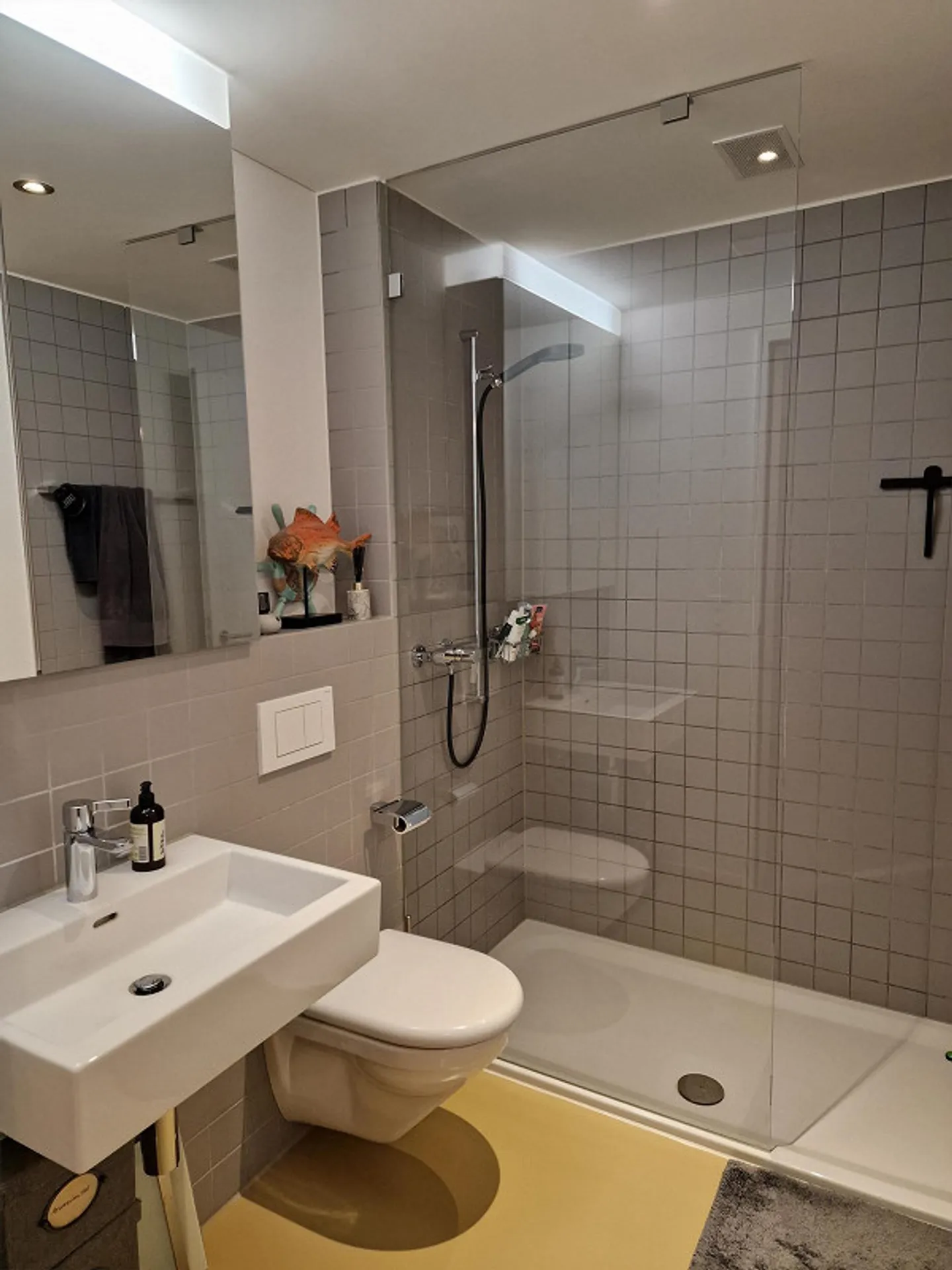 Appartement moderne de 4,5 pièces, respectueux de la nature et adapté aux familles - Photo 8 sur 12