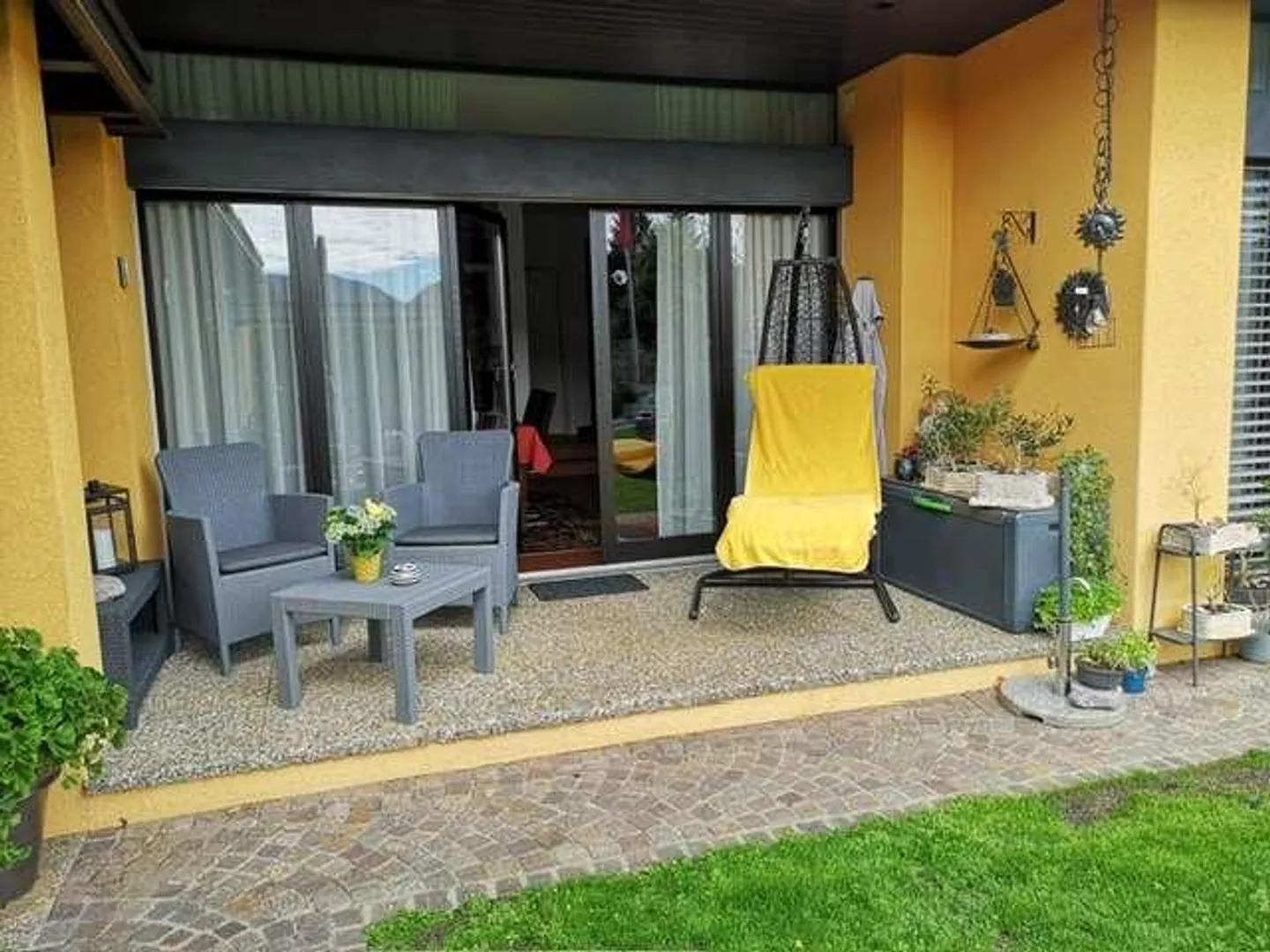 Elegante casa di campagna con giardino e piscina a Pura - Foto 8 di 13