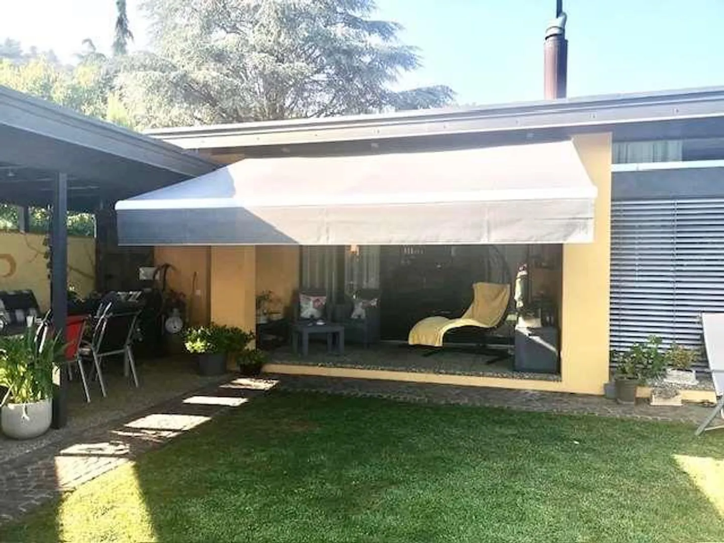 Elegante casa di campagna con giardino e piscina a Pura - Foto 10 di 13