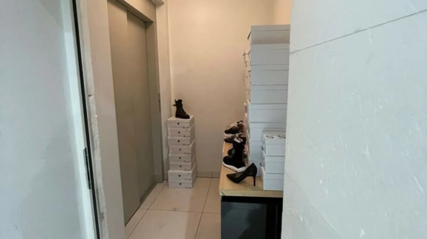 «Gewerbeflächen mit Fenstern» - Foto 9 von 10