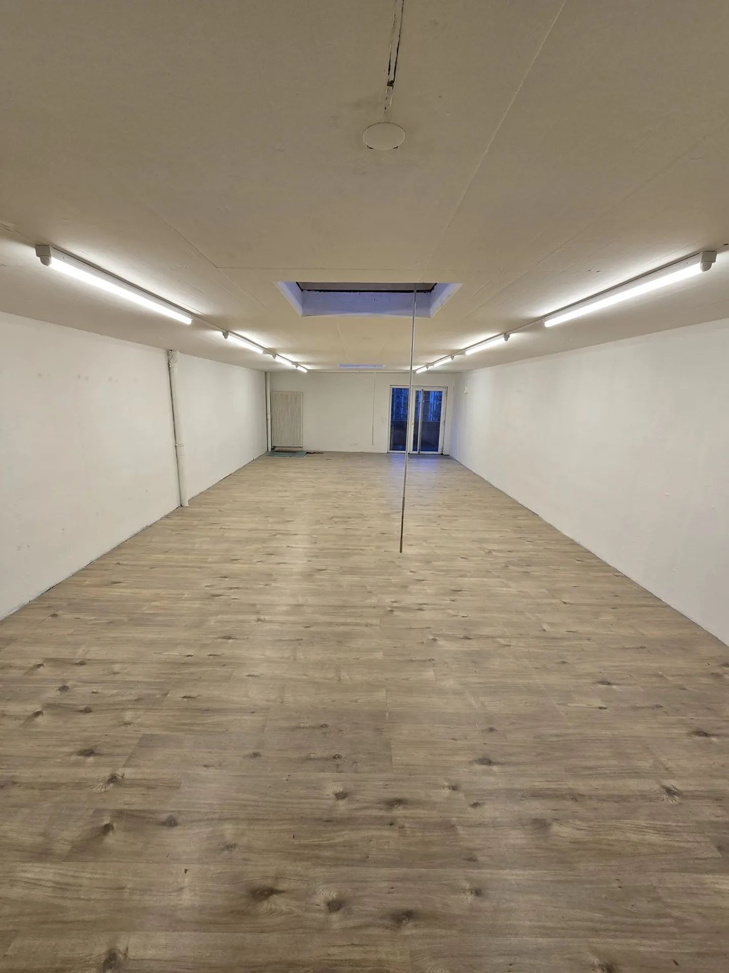 Mischgenutztes Gebäude mieten - Foto 3 von 3