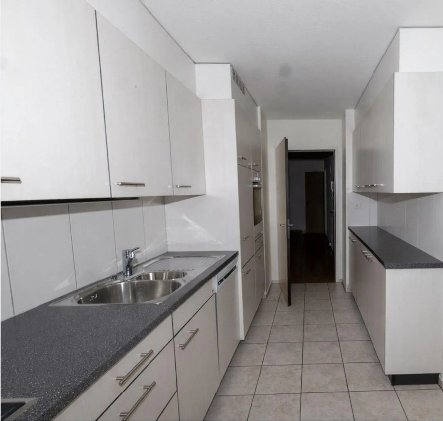 Appartement lumineux dans le quartier calme de Zollweiden avec balcon - Photo 7 sur 10