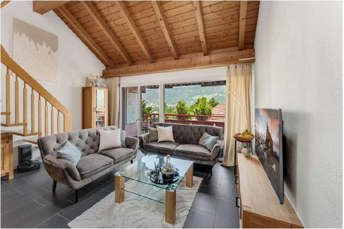 Charmante Duplexwohnung mit Aussicht - Foto 2 von 11