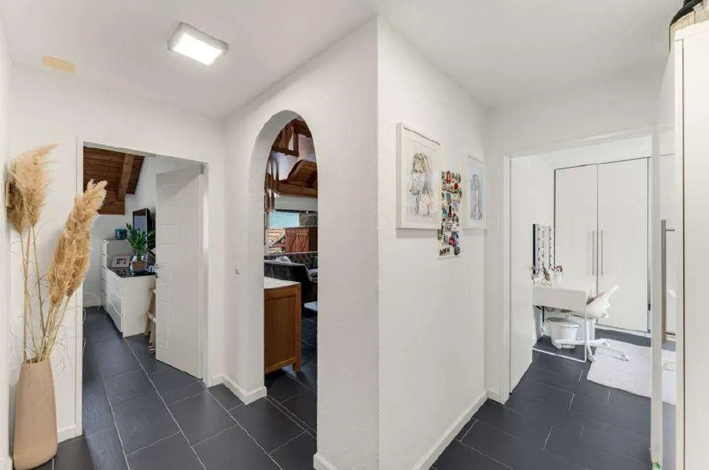 Charmante Duplexwohnung mit Aussicht - Foto 3 von 11