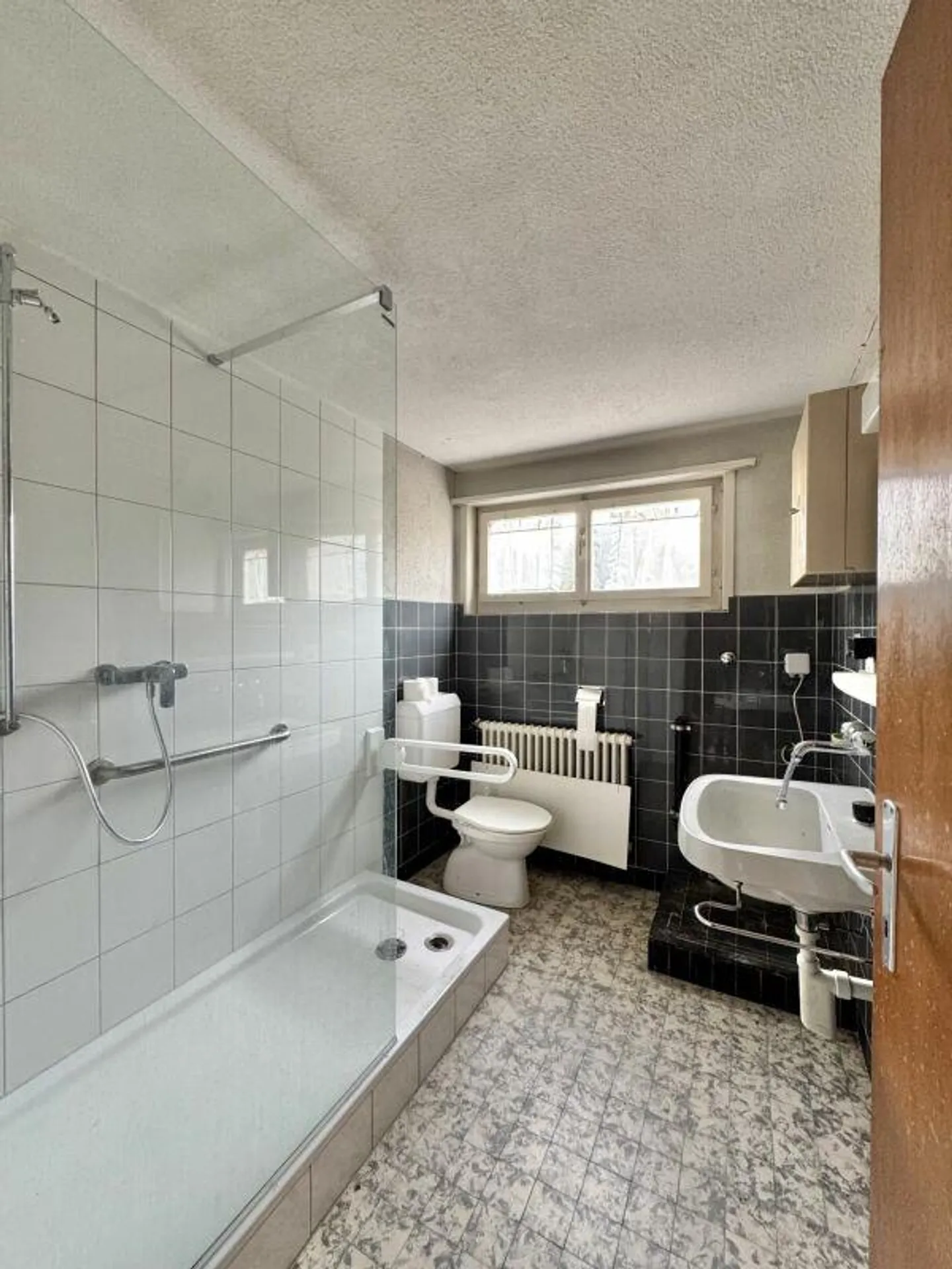 5.5 Room Single Family House - Photo 19 of 29
