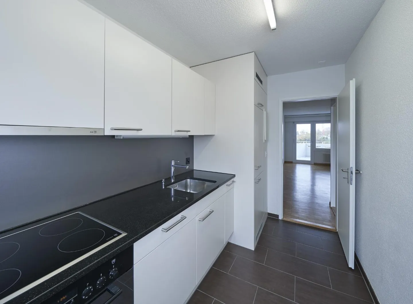 Perfect for singles or couples! - Photo 4 of 7