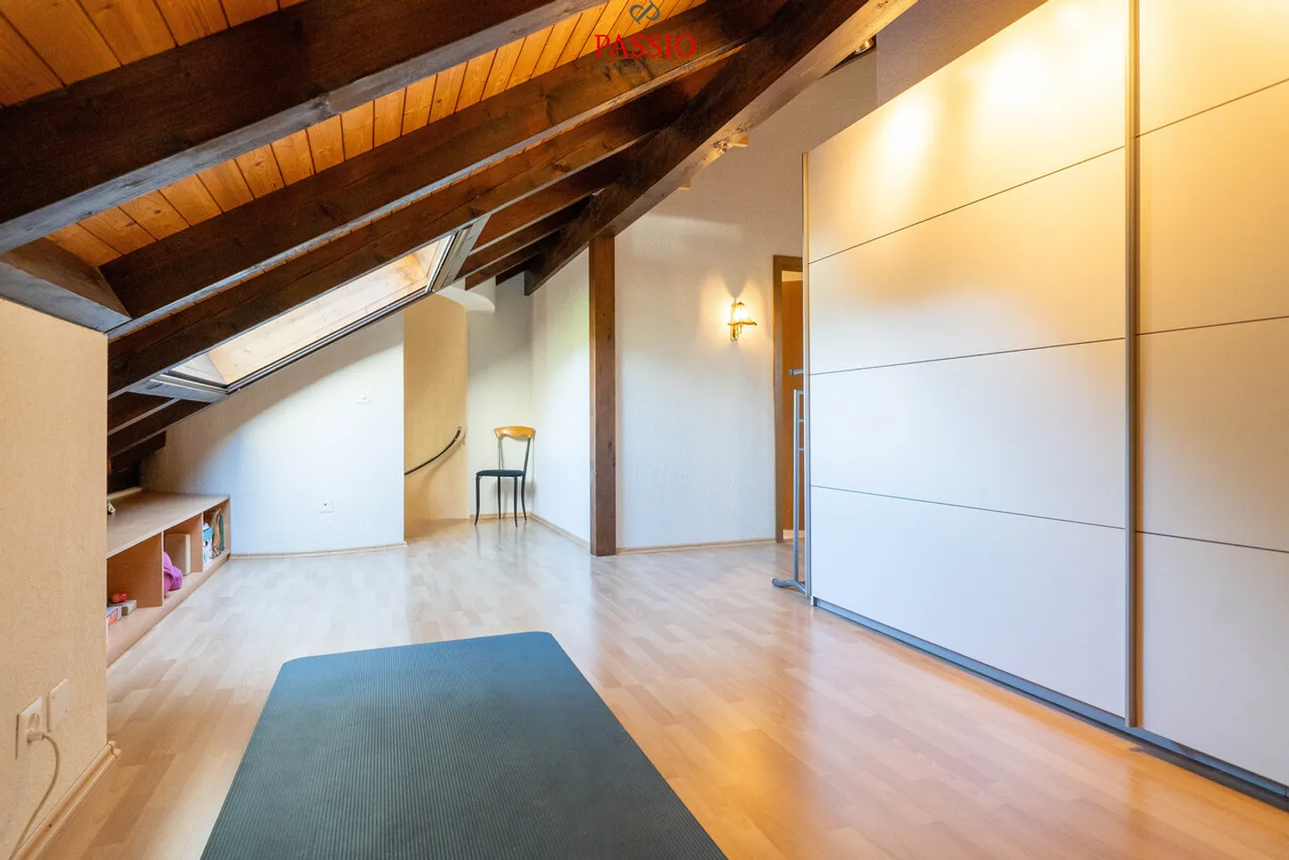 6.5-Room Family Dream Home with Pool, Garden and Panoramic View - Photo 14 of 38