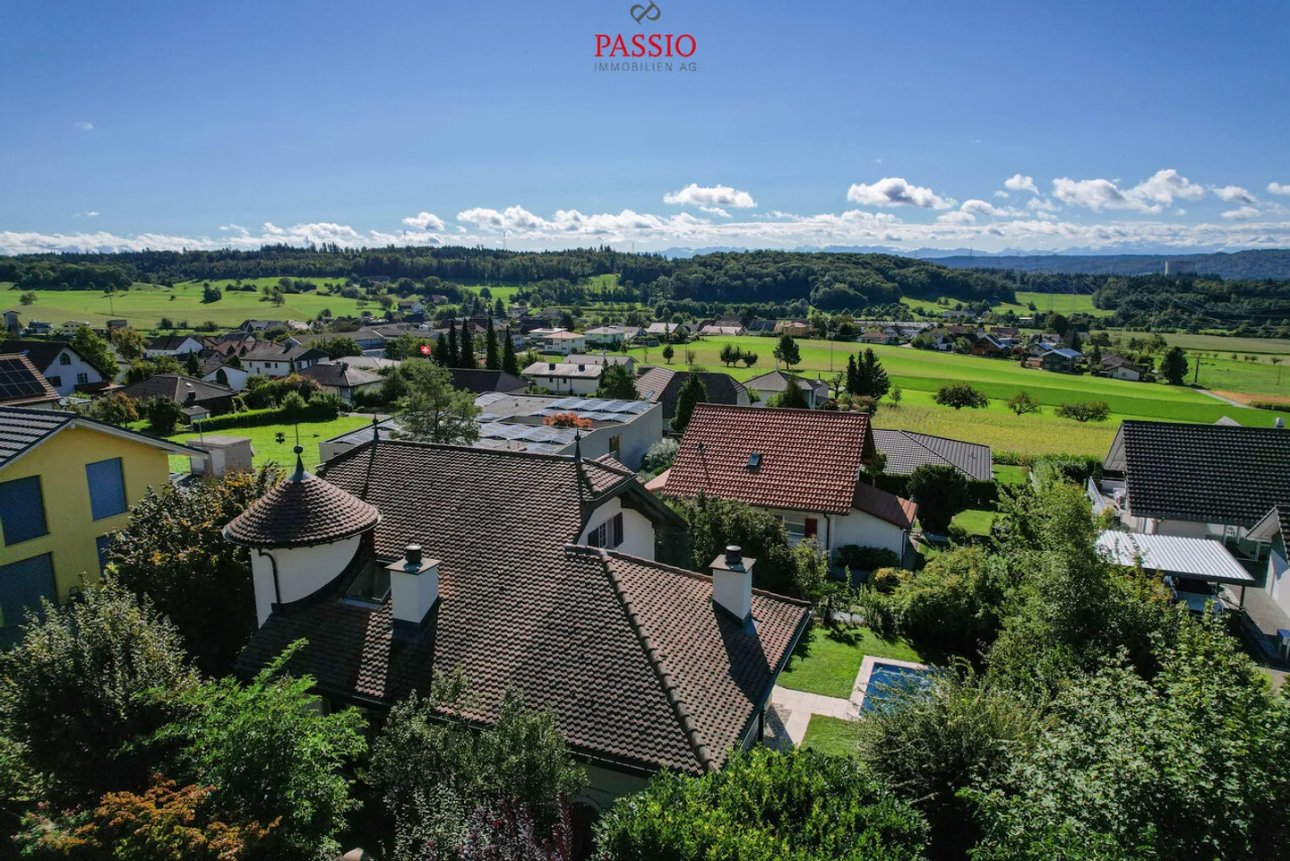 6.5-Room Family Dream Home with Pool, Garden and Panoramic View - Photo 32 of 38
