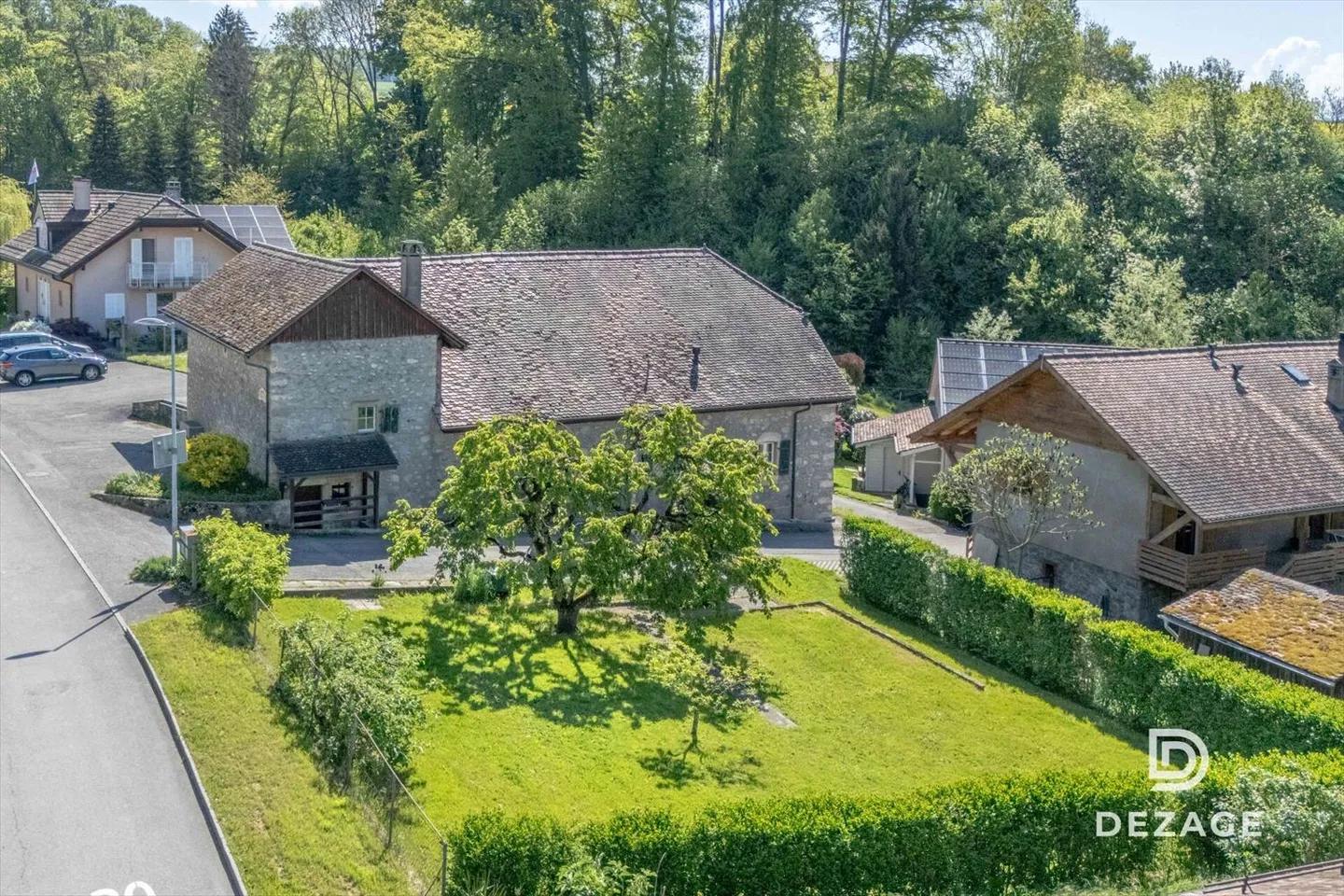 Charaktervolles Haus, großes Grundstück, alter Charme und großes Potenzial! - Foto 2 von 13