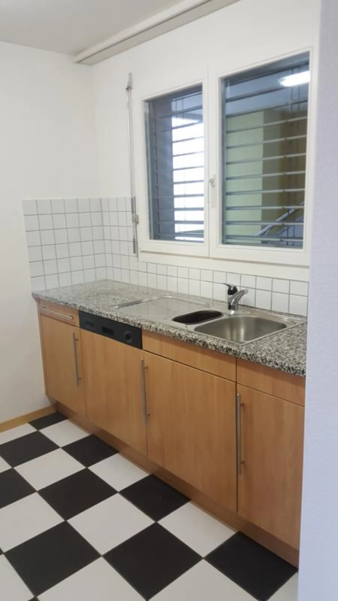 Appartamento luminoso nel centro di Sarnen - Foto 6 di 8