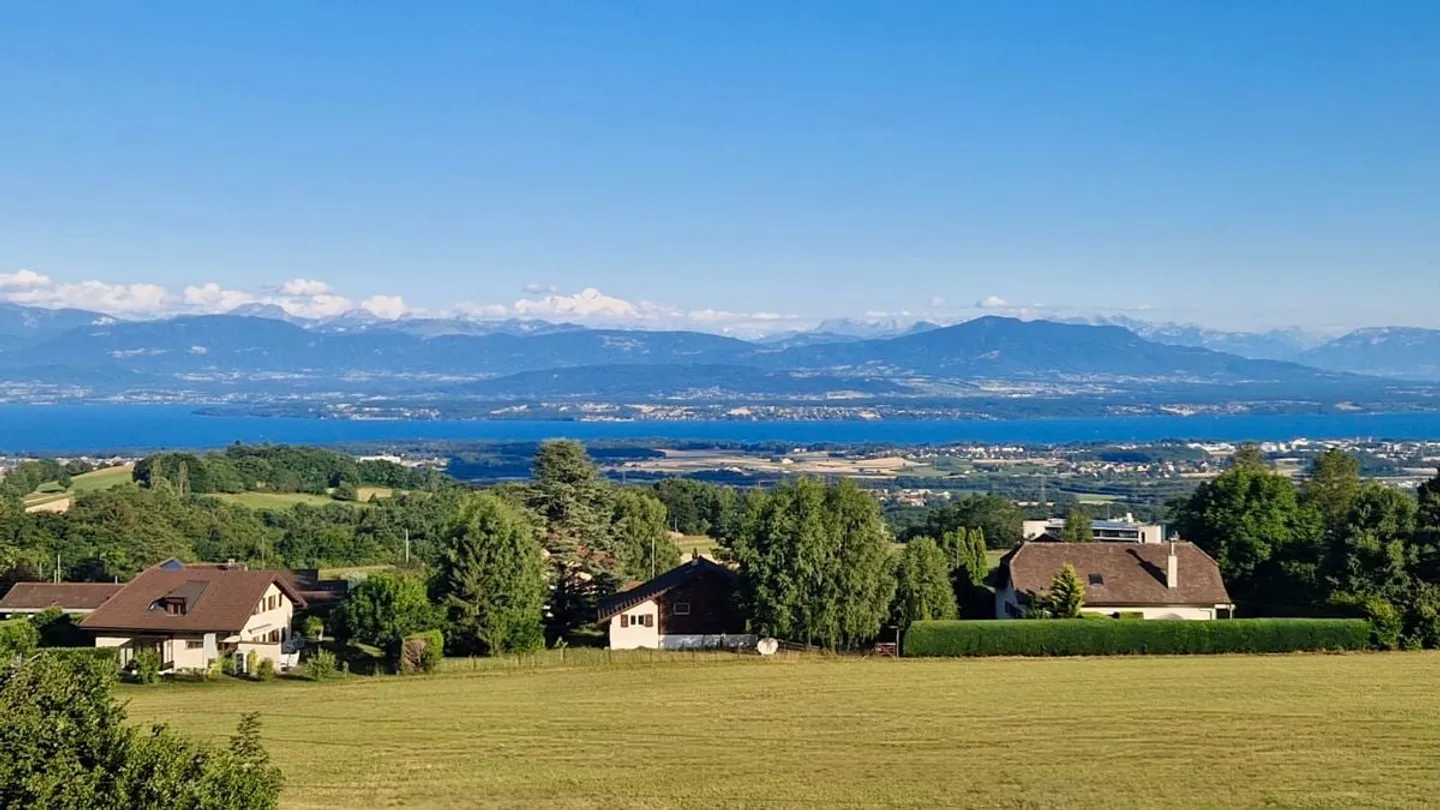 Hervorragendes freistehendes Haus Erstaunlicher Blick auf den See und den Mont Blanc - Foto 9 von 13
